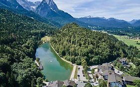 Riessersee Hotel Garmisch-Partenkirchen Skyline photo
